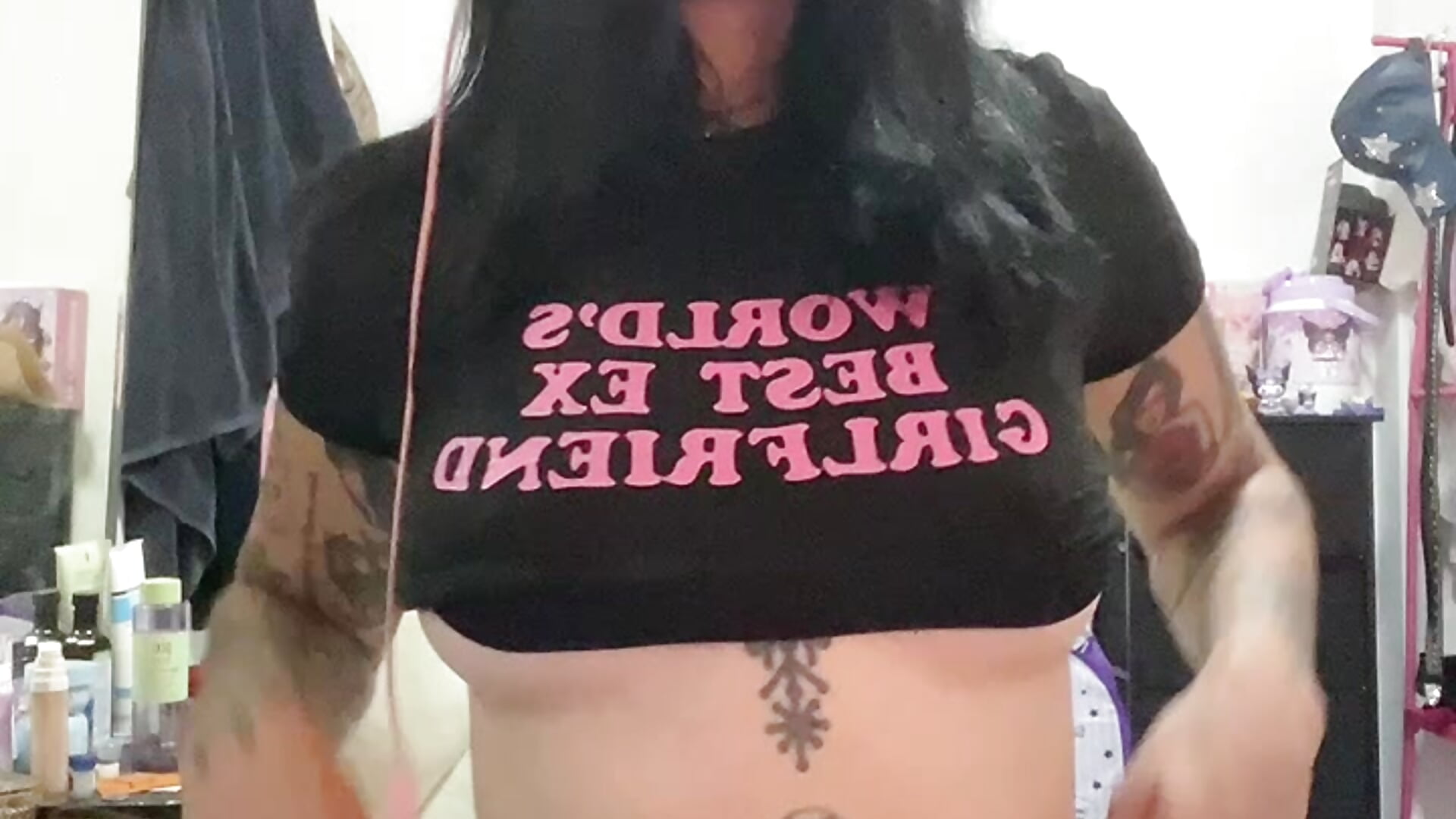 Gamer gf wants to play with u - video by pixielustt cam model