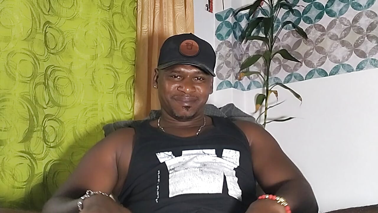 profile-intro-video-1772633170 - vídeo de Manbigcocklatin modelo de câmara