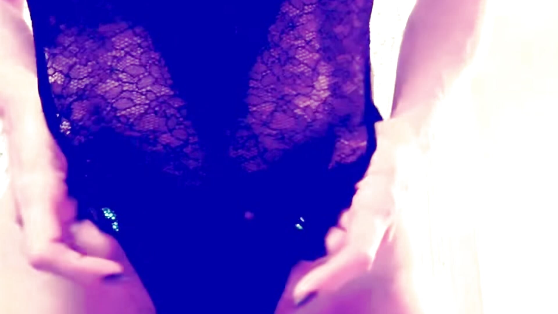 You know you want to see more - video by Lilbeezie81 cam model