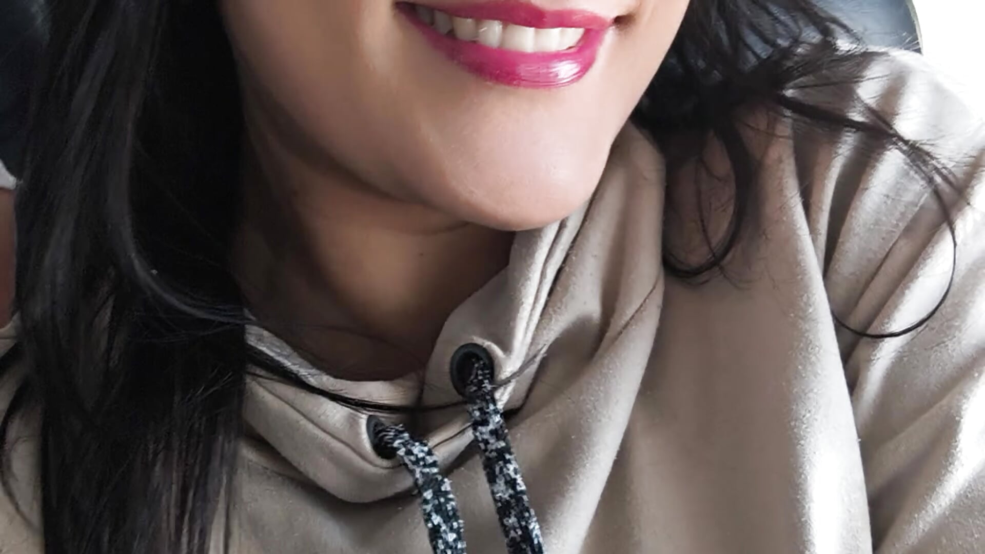 That beautiful feeling of feeling closer to your loved ones 💝💖 - відео від вебкаммоделі Artworktease