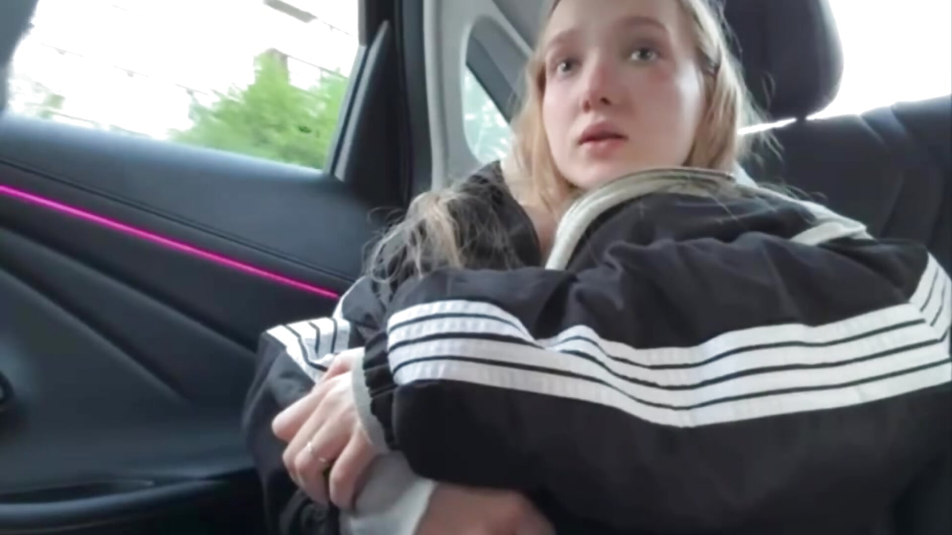 RISKY PUBLIC: full naked under coat on taxi back seat + lush in my tiny ass🚖🍓 - video by bambi_lu cam model