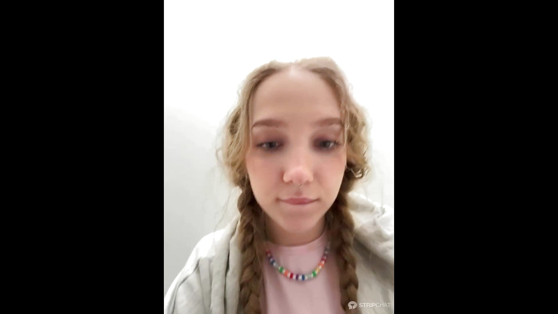 STRANGER: show naked tits and let her play with them in toilet cabin 🍒 - video by bambi_lu cam model