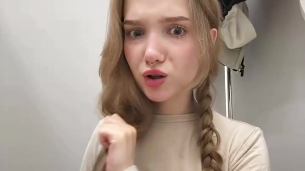 💫doing braid and ✨massage boobies✨ - one token only! - Vídeo de bambi_lu, modelo de vídeos