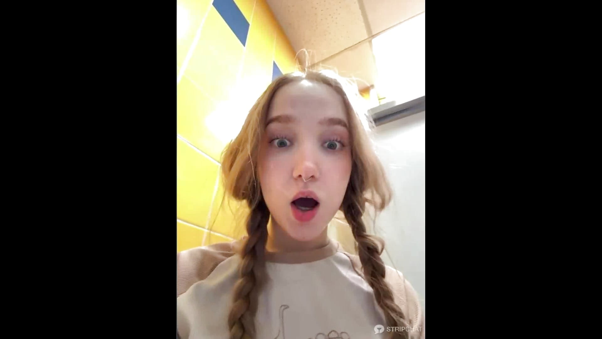 RISKY PUBLIC: walk in men's public toilet without panty - video by bambi_lu cam model