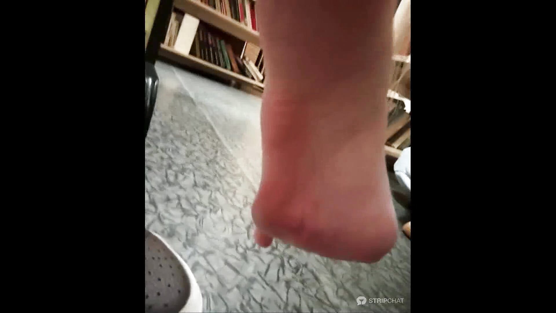 Show stranger's feet and play in front of him in public library - video by bambi_lu cam model
