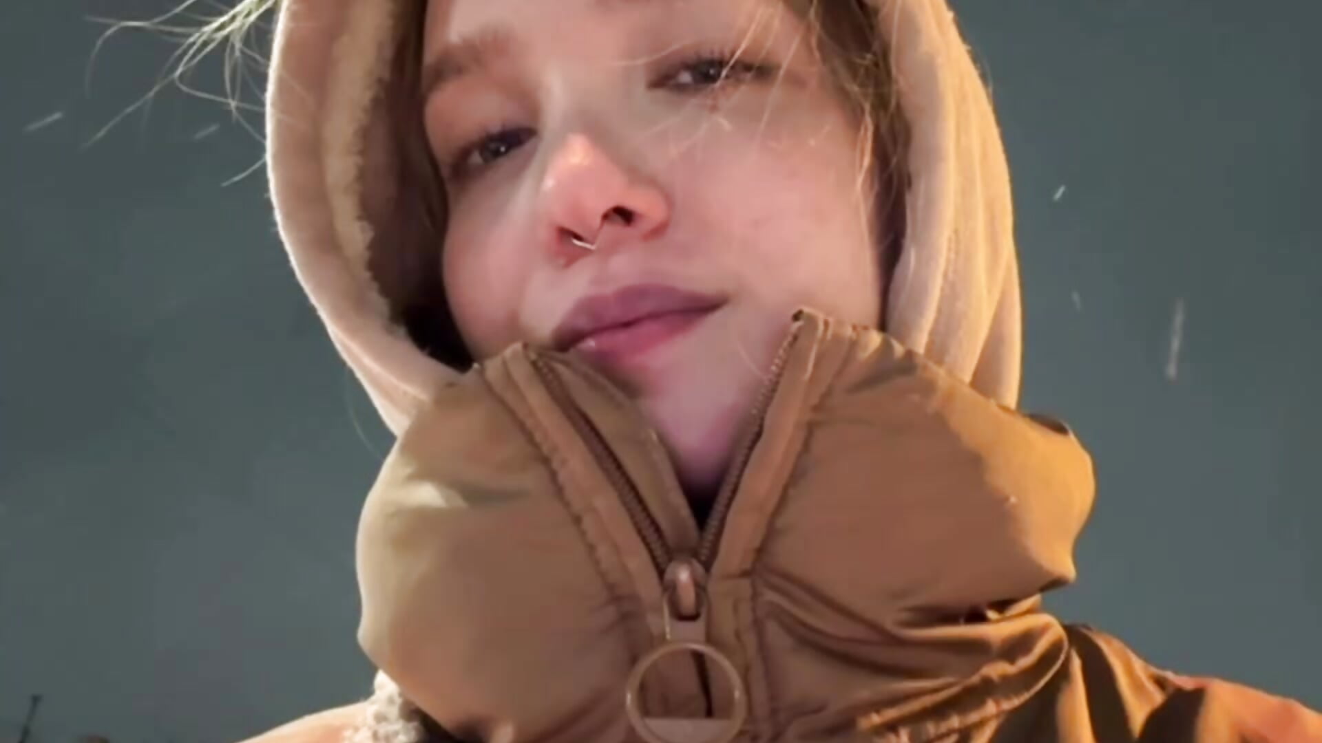 ❄️frozing cold❄️－カメラキャストのbambi_luの動画