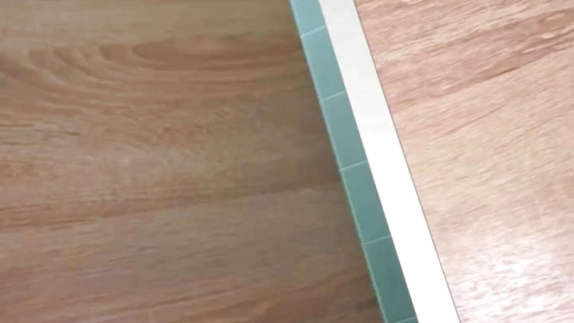 🚀crazy things in men's toilet🔞 massage boobs wth door open💥 - Vídeo de bambi_lu, modelo de vídeos