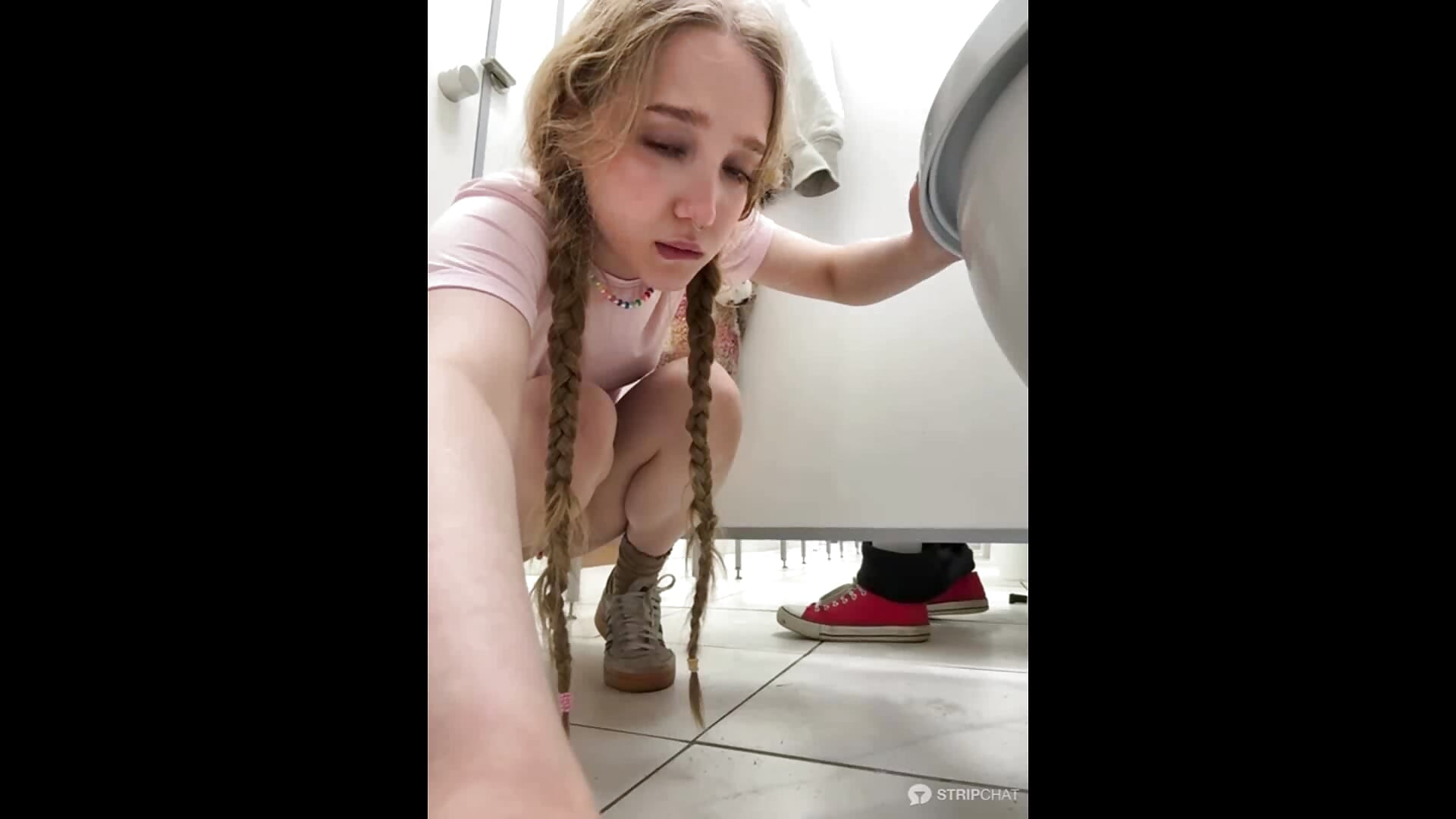 RISKY PUBLIC: pull on stranger's boots laces in toilet cabin while she not expecting it 🤪 - video by bambi_lu cam model
