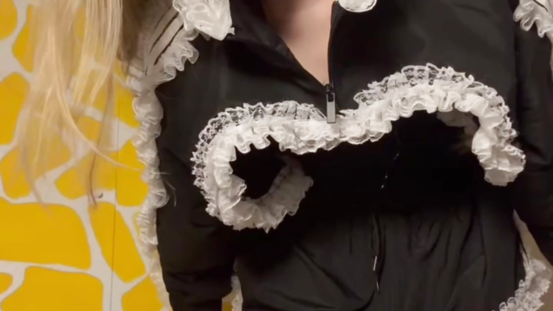 🎬GRWM🎬 (i made it by myself)－カメラキャストのbambi_luの動画