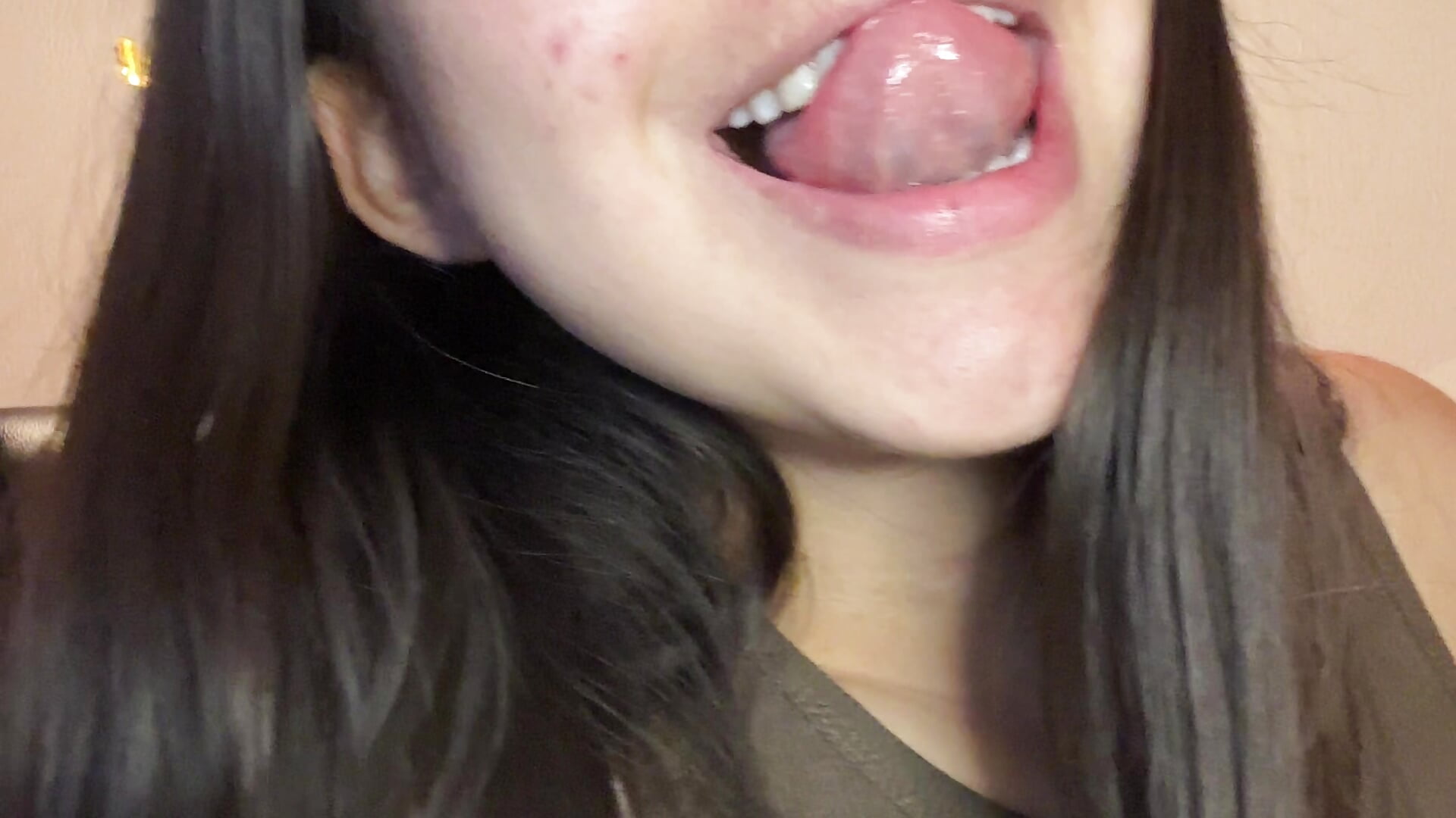 Beauty - video by amelia_hall cam model