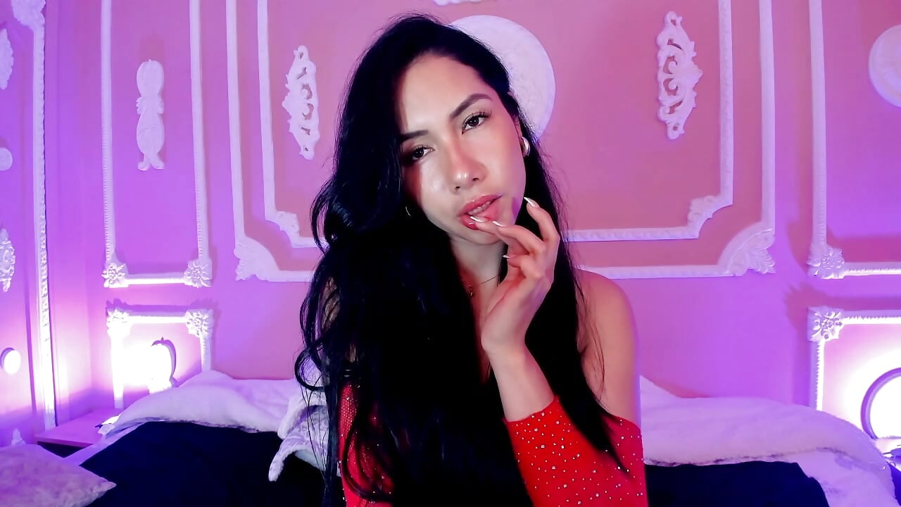 Hey there 🩷🫦 - video by ArianaReynoldss cam model