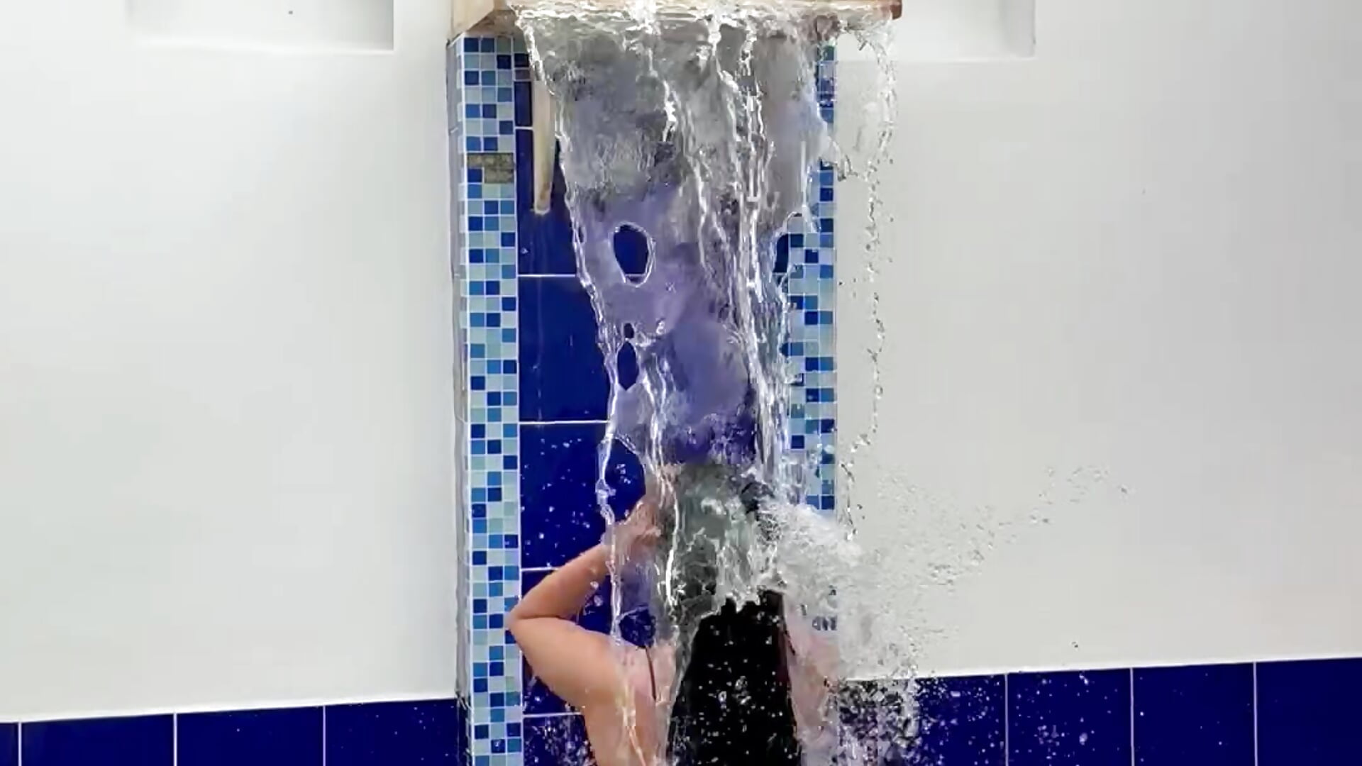 ☀️💦－カメラキャストのArianaReynoldssの動画