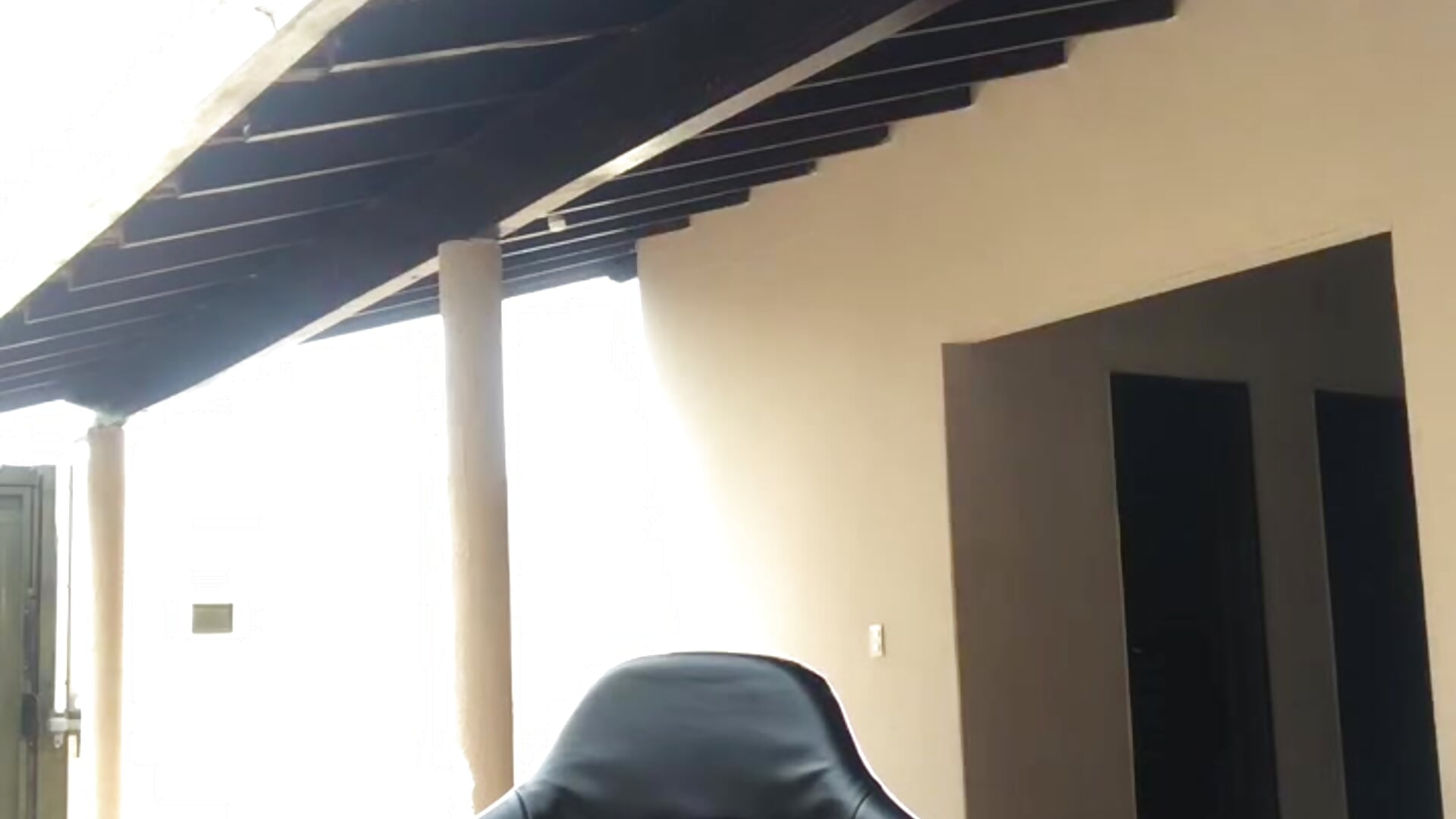 Siririca no quintal - video by Manu_2002_