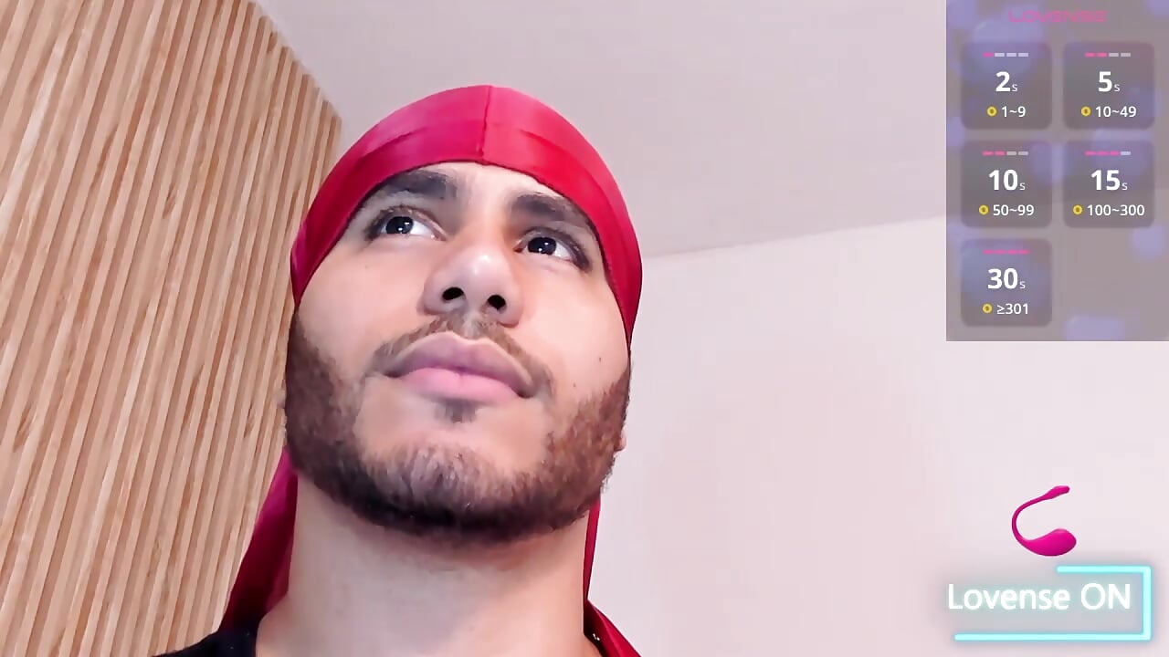 Look at me - video by ibraiimm cam model