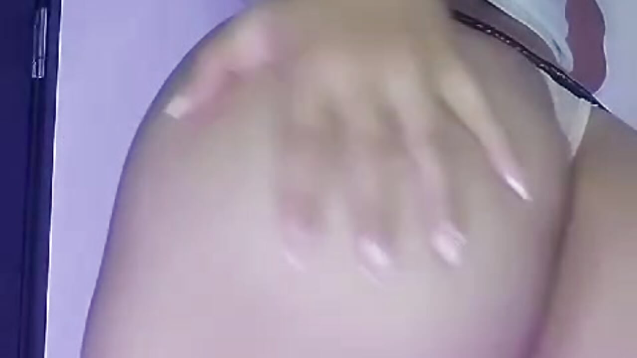 pompi - video di SaraRoldan modella di cam