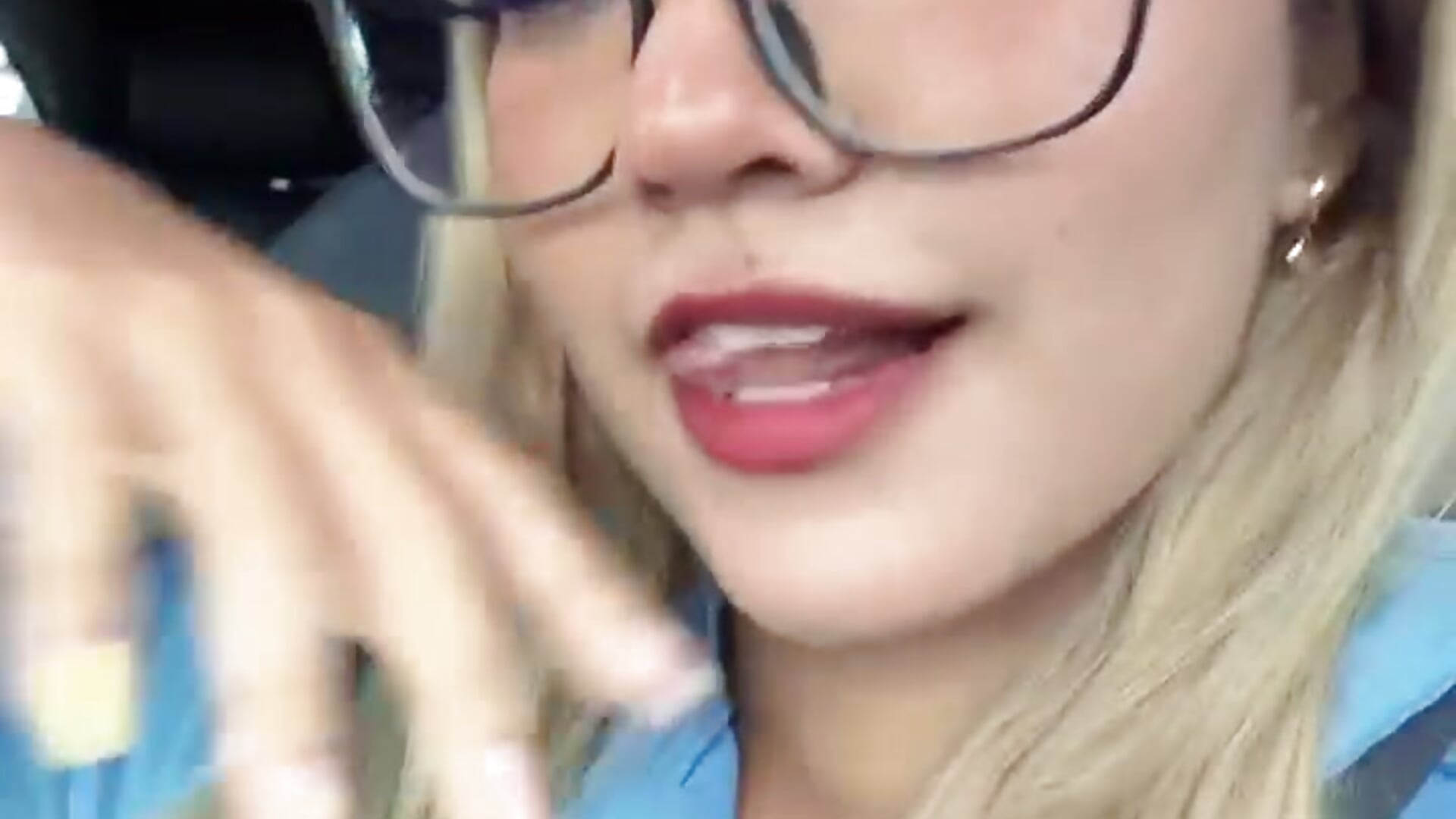 UBER SHOW - video di Pretty_roxxyy modella di cam