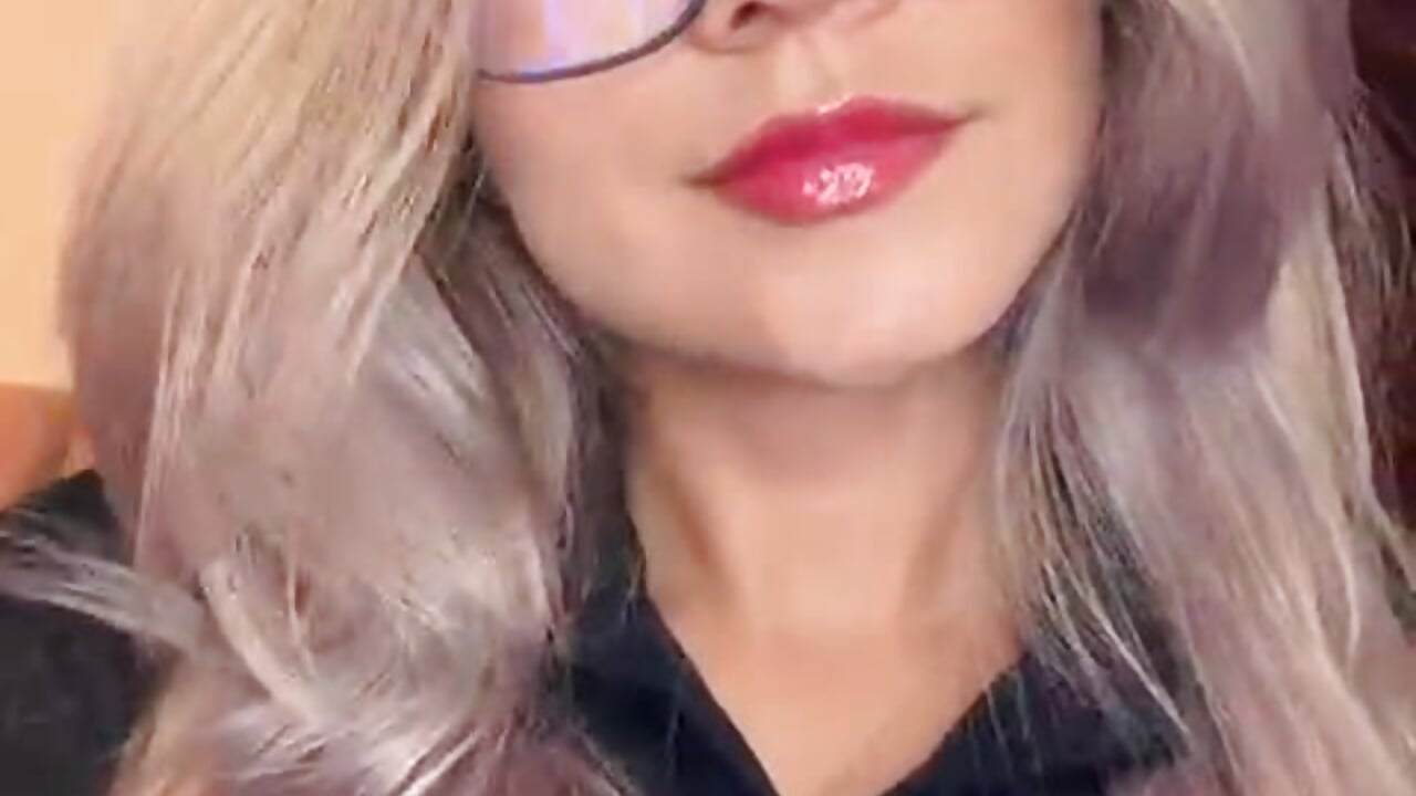 me 🌸🙈 - vídeo de Pretty_roxxyy modelo de câmara