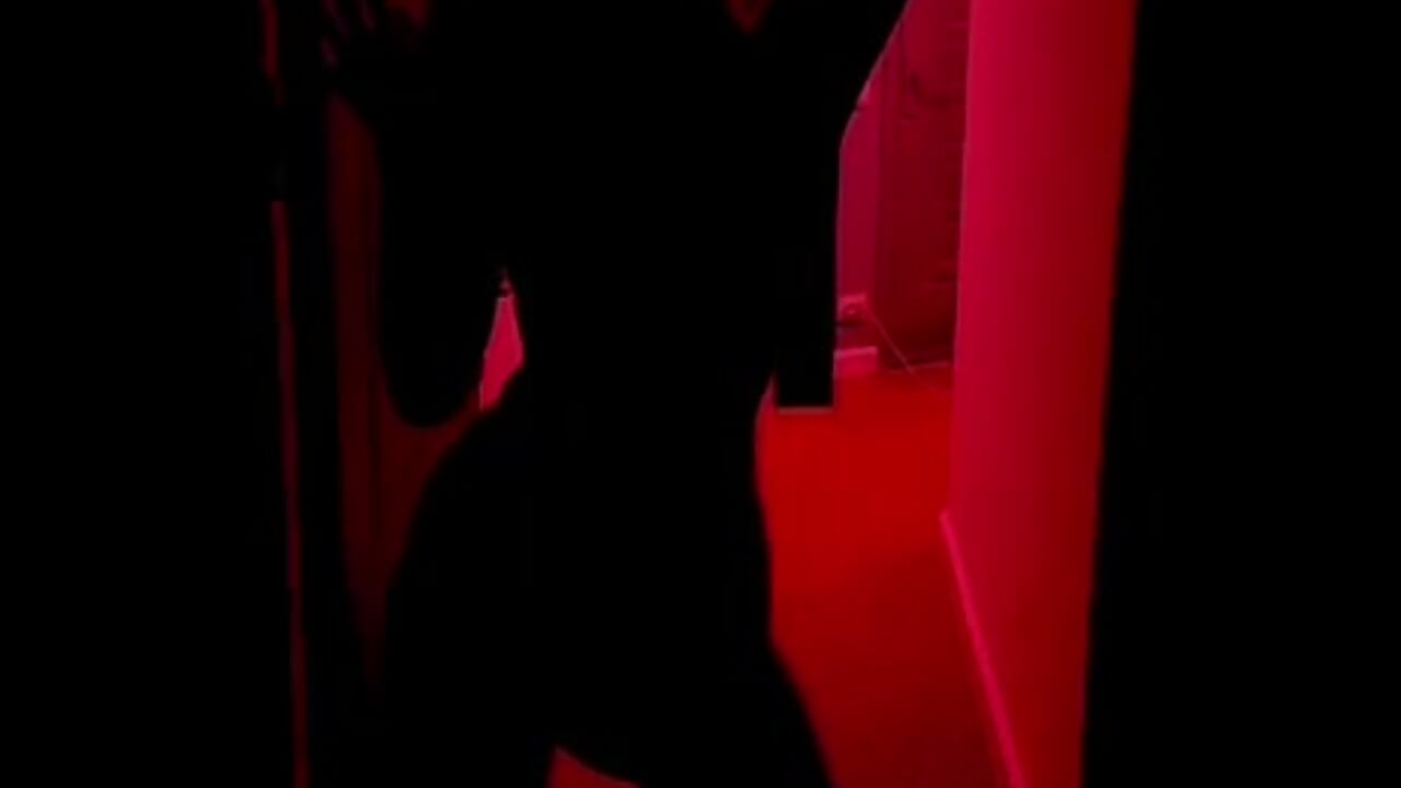 She's in your bed, i'm in your head - AlessiaCroft主播的视频