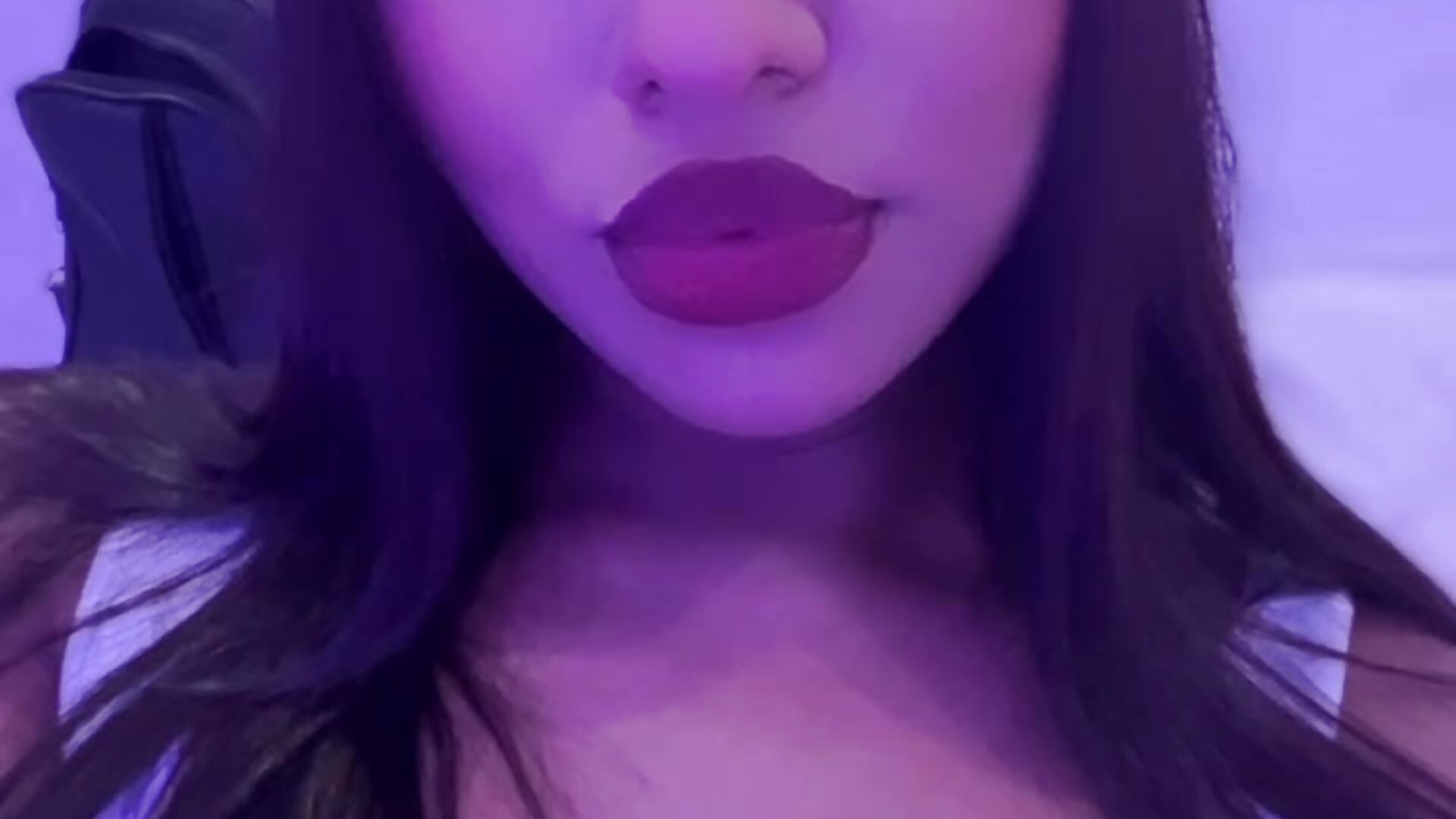 Nice - video của người mẫu cam Emmily_Vargas