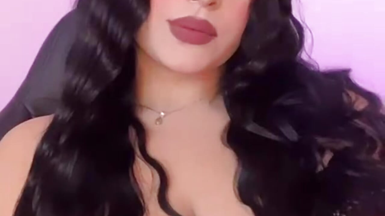 sexy - video by Kariina__69 cam model