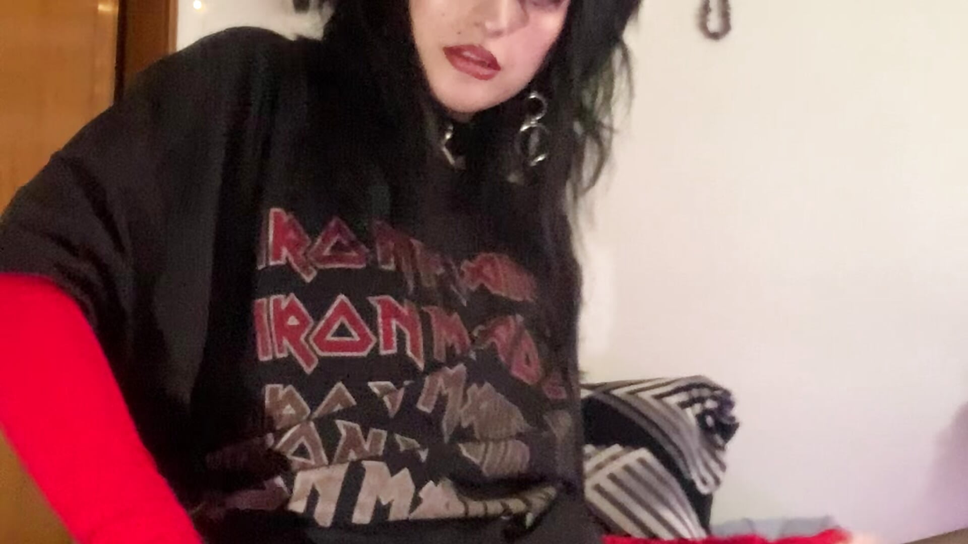 carefree and sensual - video by ELENA_UMBRA cam model