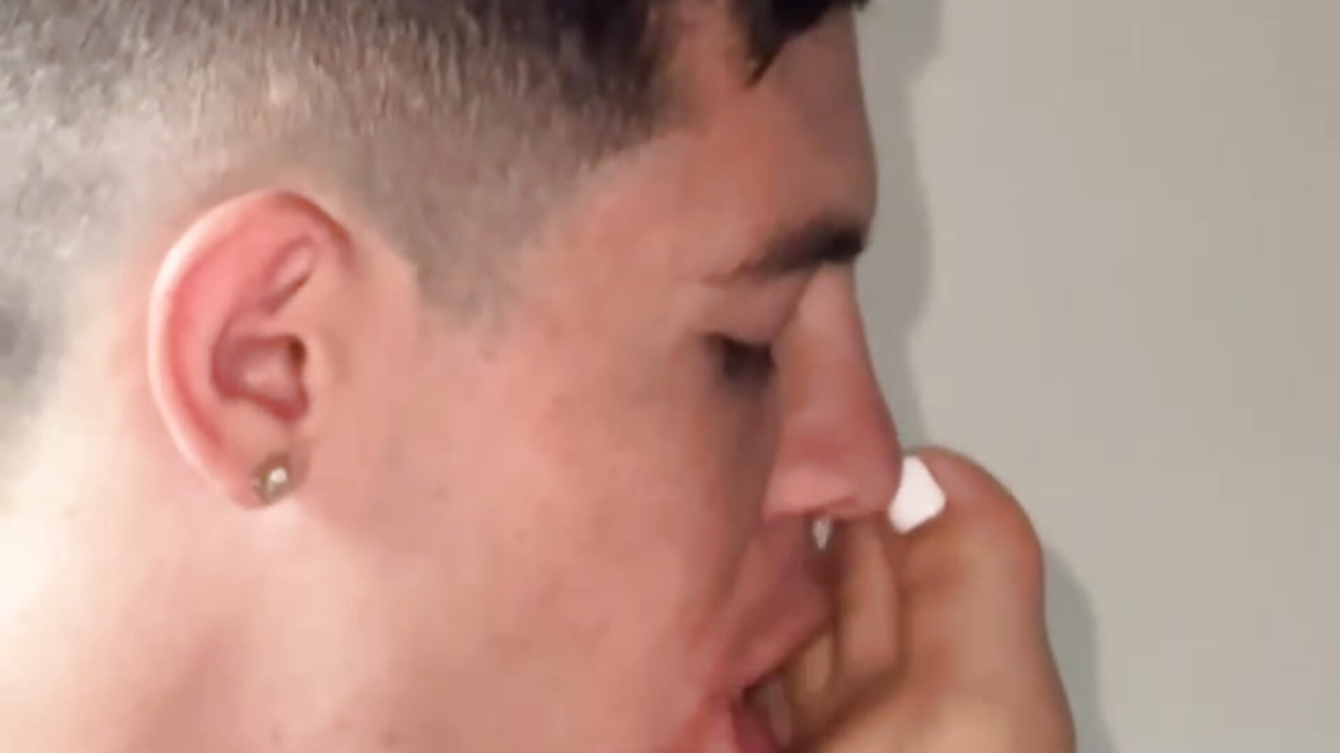 Video de WhatsApp 2025-05-28 a las 21,44,43_eb0a99e5 - video by danielitowa cam model