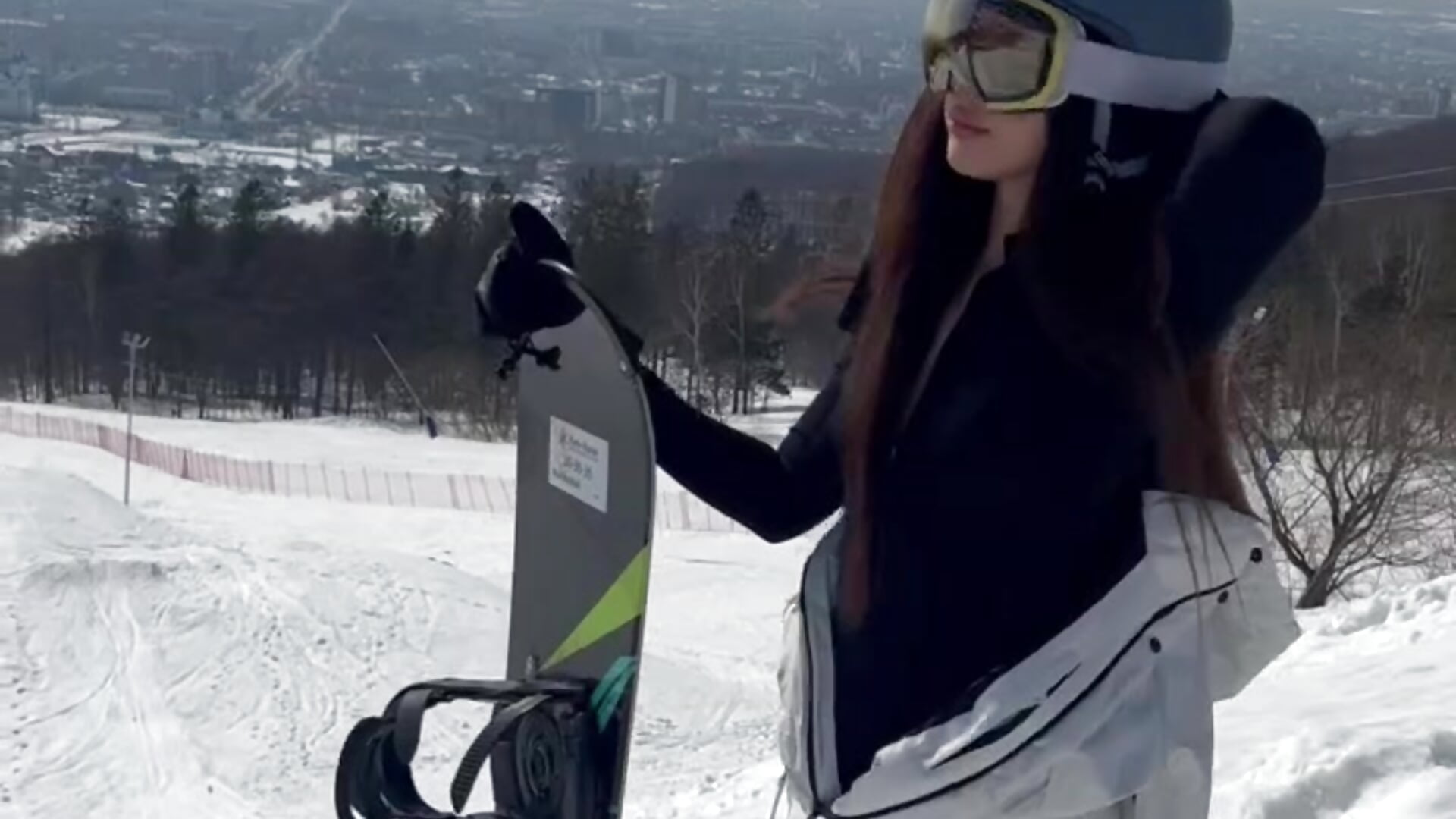 snowboarding is mastered - відео від вебкаммоделі StacyHarland