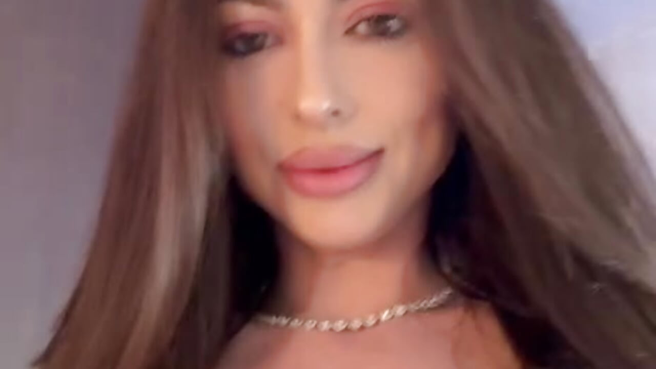 Muah:* - video by ChloeDevine cam model