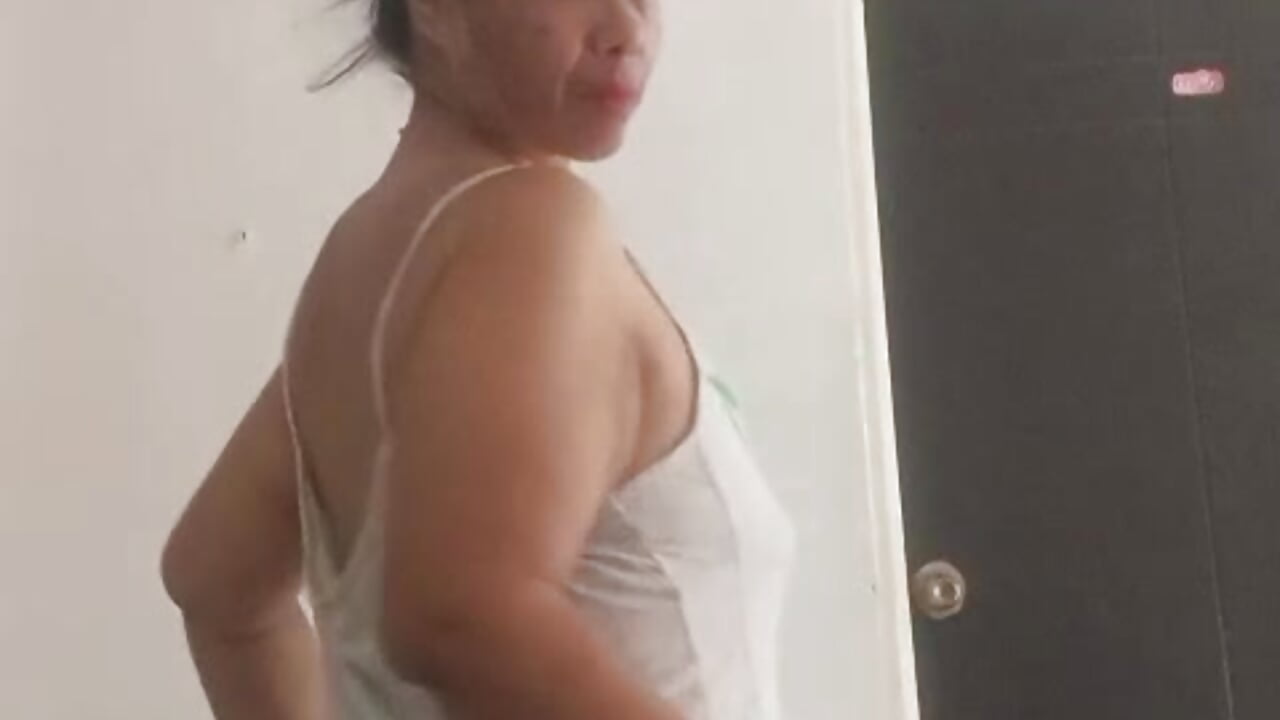 You come here now - video by cinderella_jackson cam model