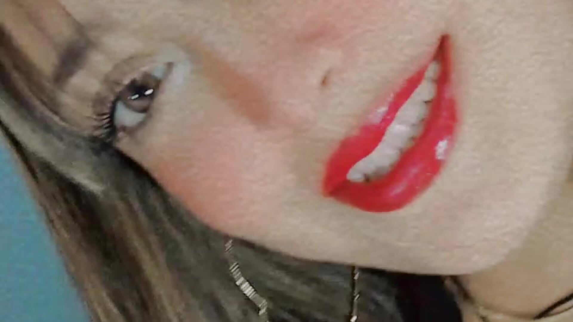 Face cute - video by Alicee_stone_ cam model