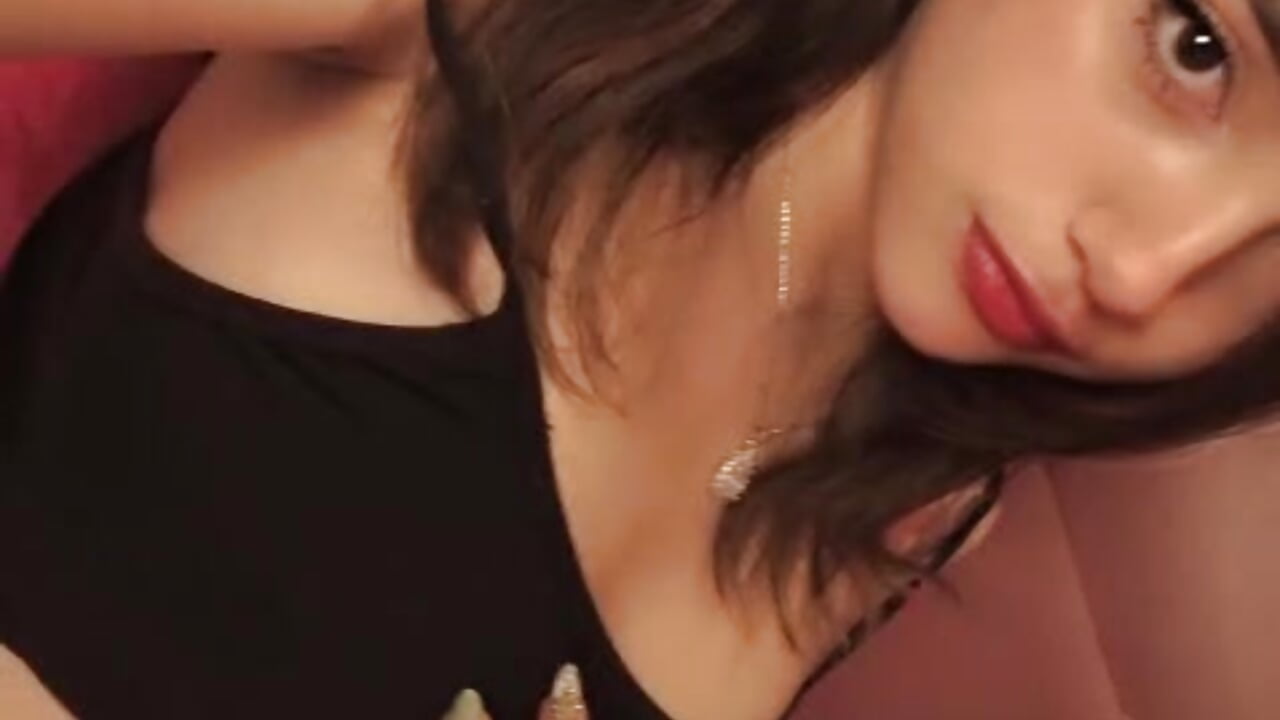 SO HOT - video by Victoriaa2_Doll cam model