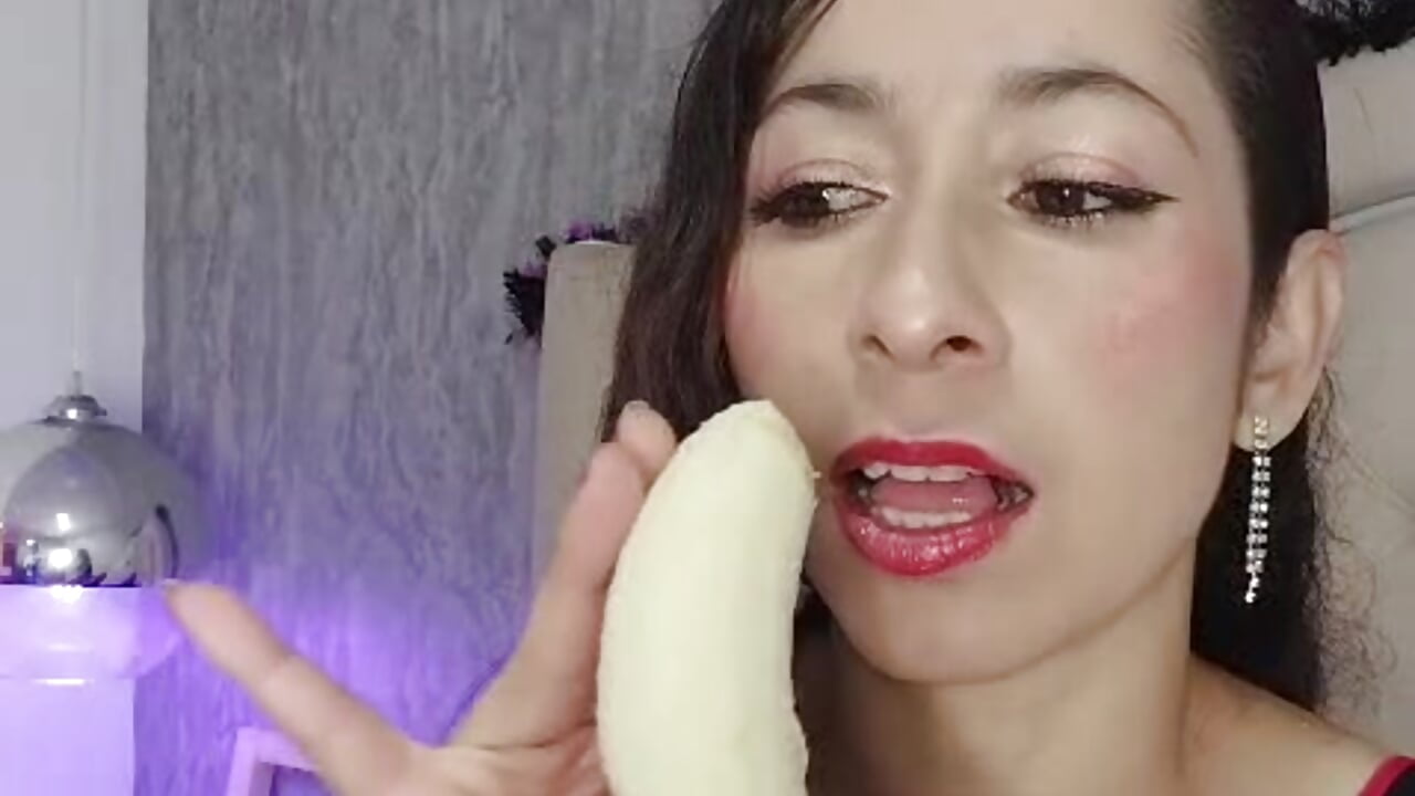 fruit - video by floraginette cam model