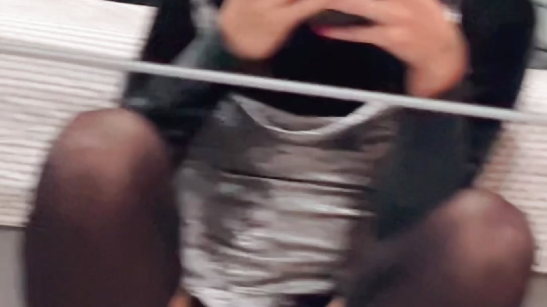 4e40f2fb299d4e7d909bd8fb62008b9f - video by Isis-lavier cam model