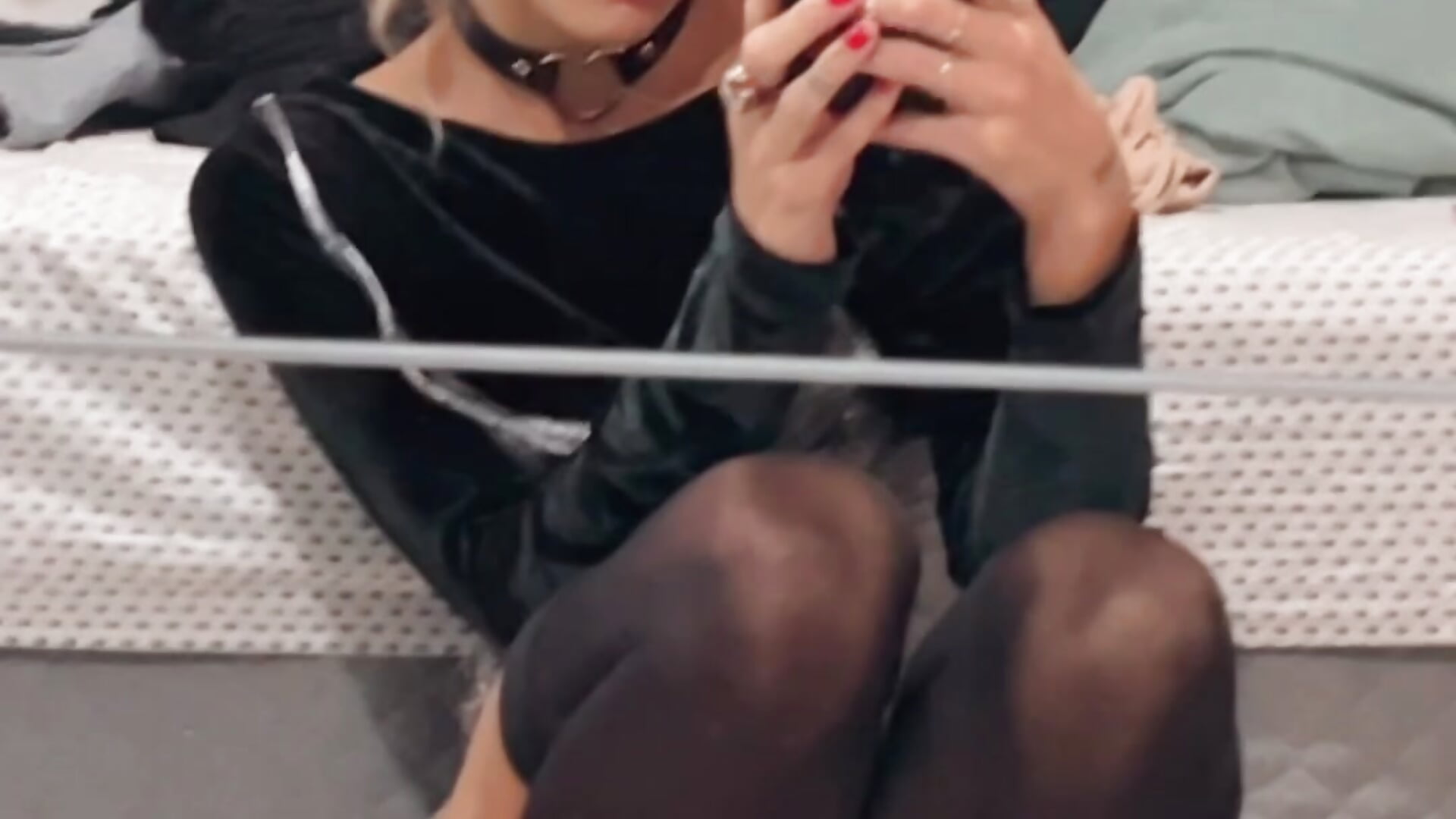 92d62ae9b96c48428cf52333a59fa195 - video by Isis-lavier cam model