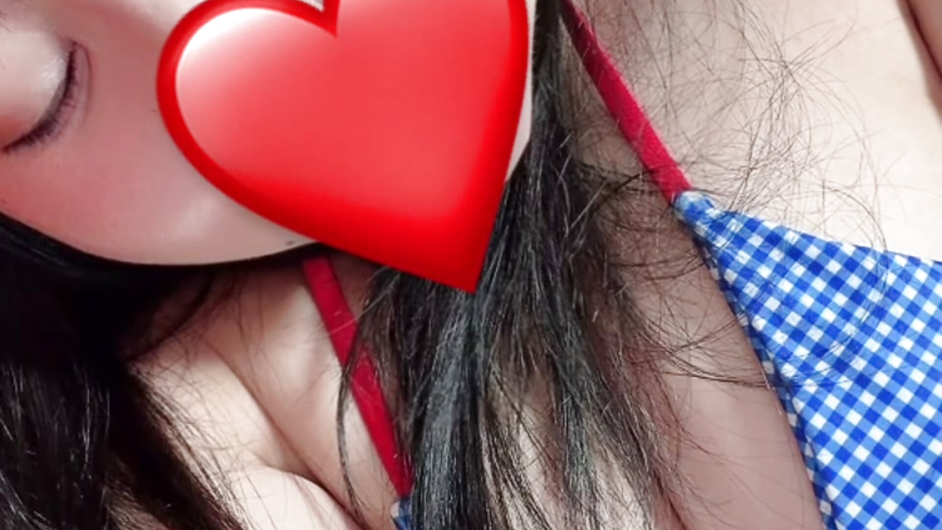 B6985D64-7BEC-4758-A562-BA290579A48B - clip cu awabi_awb model videochat