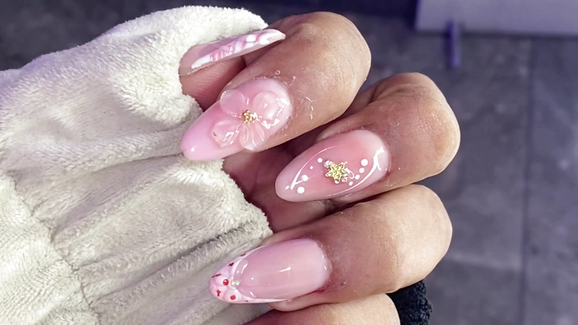 Beautiful nails💘 - วิดีโอโดย Siiam_tay โมเดลแคม