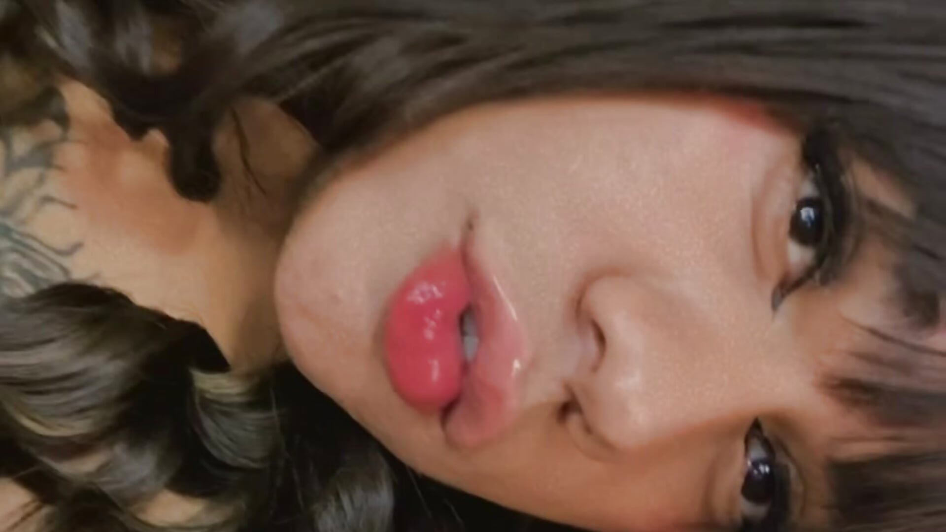 ❤️– Siiam_tay kameramodell videója