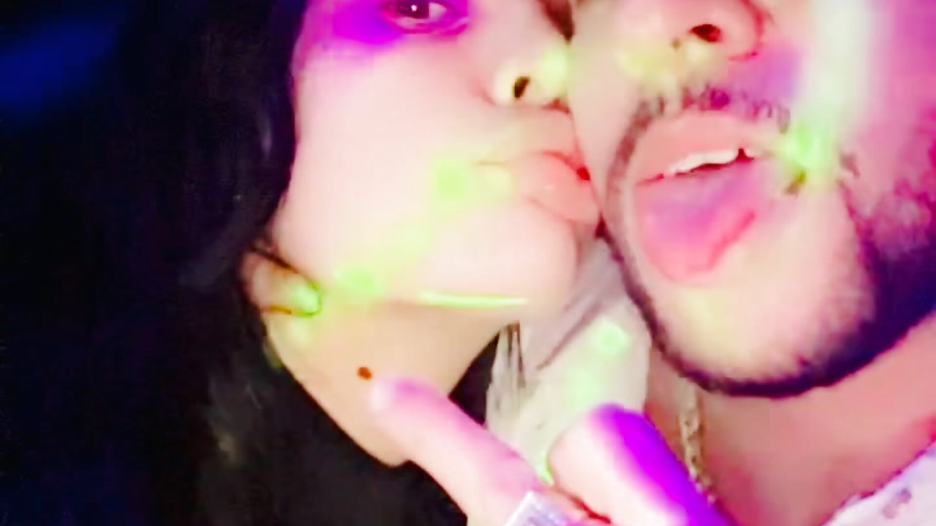 54F67656-045D-4E13-835E-73C2FC21CA2C - Vídeo de candycubanita, modelo de vídeos