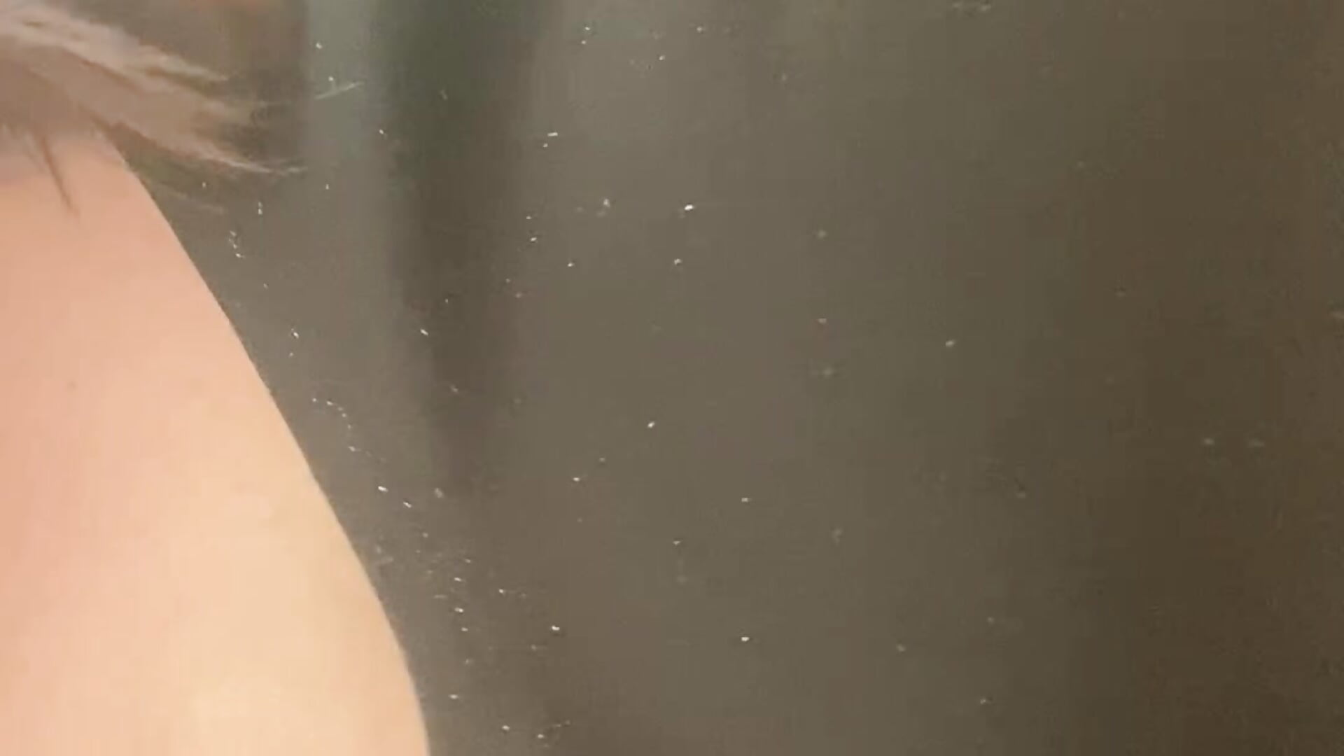 Tu veux voir des gros seins ? - video by misssuzieporno cam model