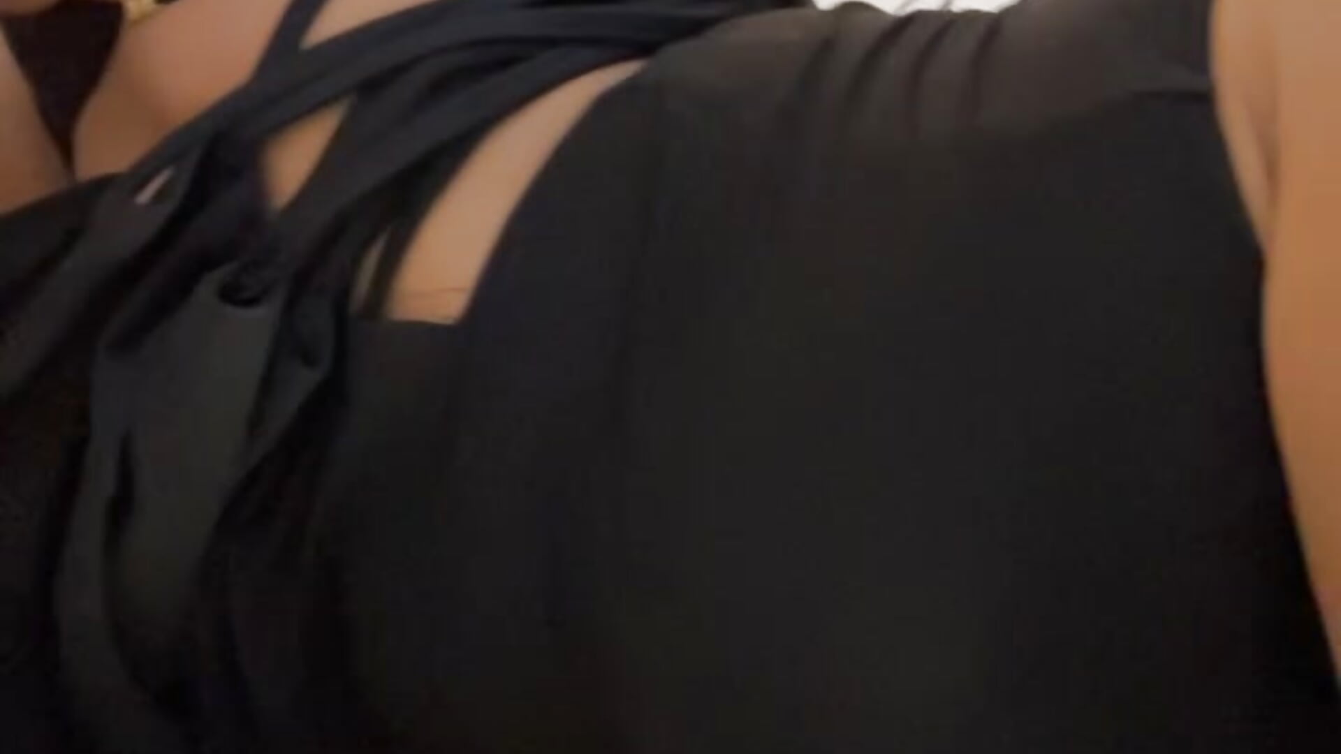 Will you handle my heart with care? - βίντεο μοντέλου BelleXBeast