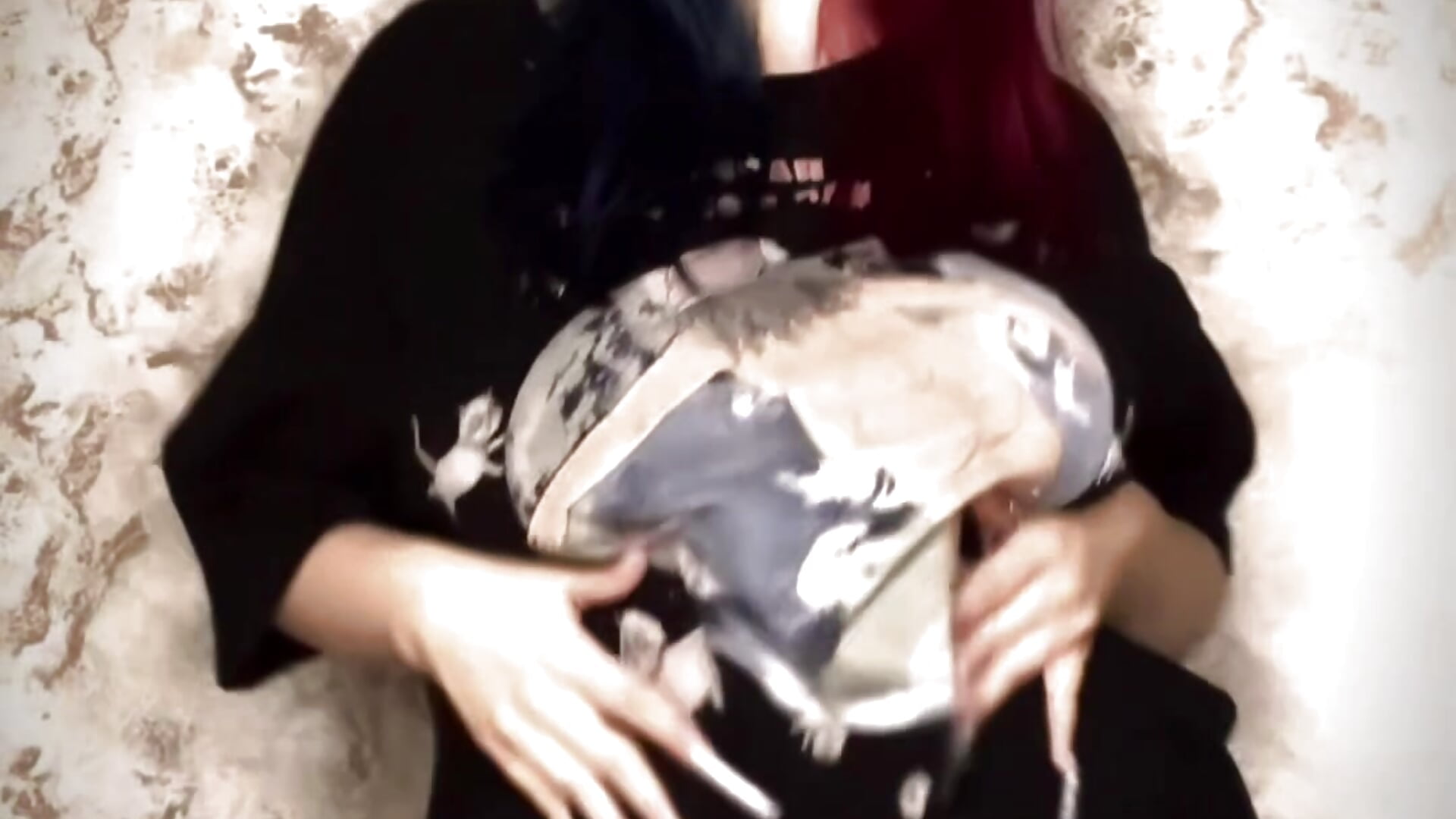 fceaed1032db4511b98a7449cdda46b9 - video by Mini_Lady1 cam model