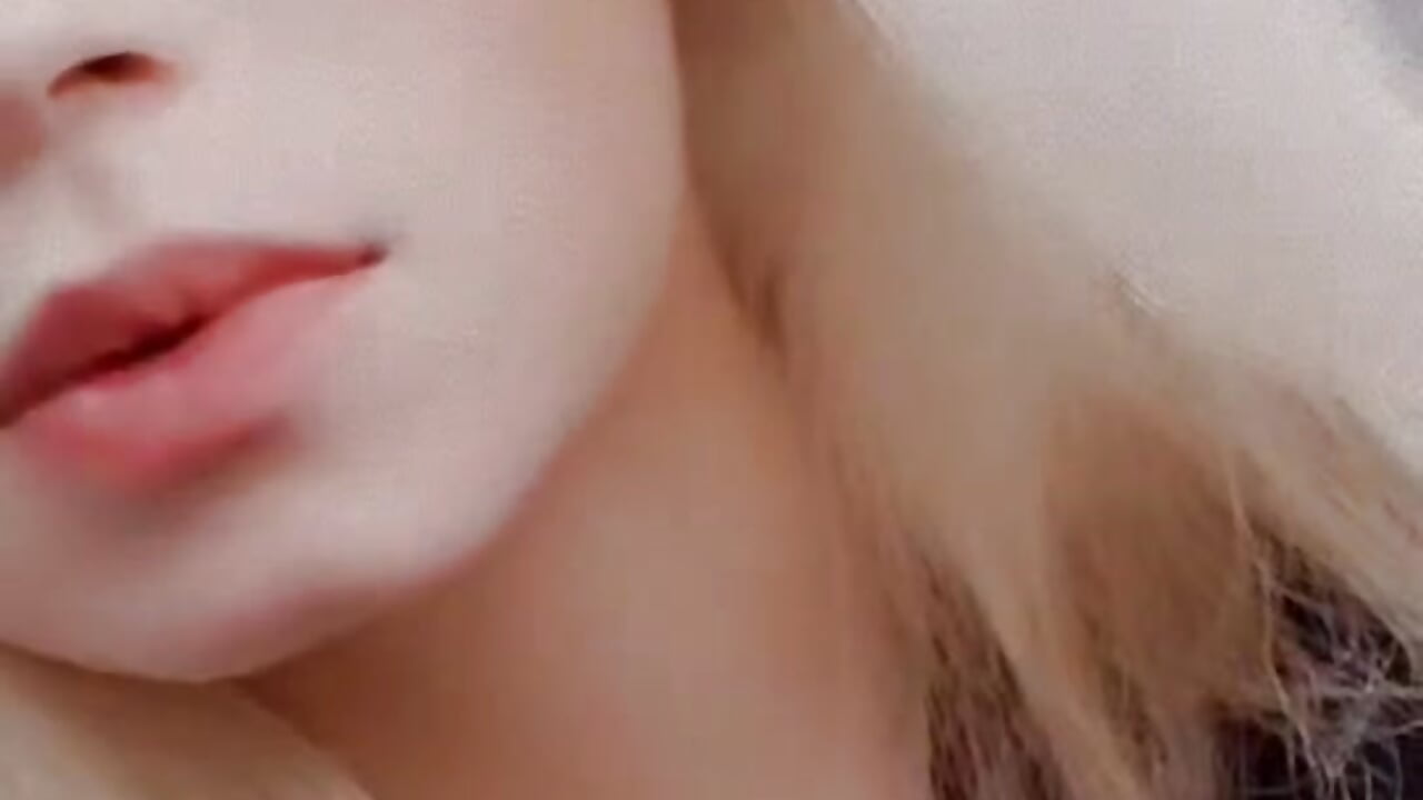 Lets know each other better 😉 - Vídeo de Love_Fever, modelo de vídeos