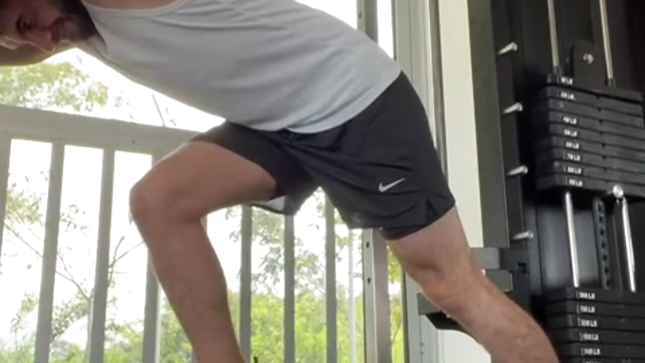 Strong 💪🏻 - vidéo du modèle de showcams AxelThompson_
