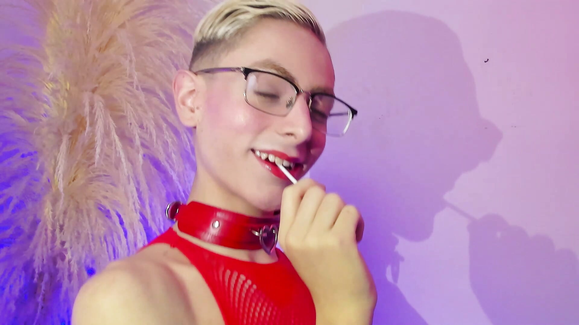 Can I play with your lolipop? - video by liiamluna_ cam model
