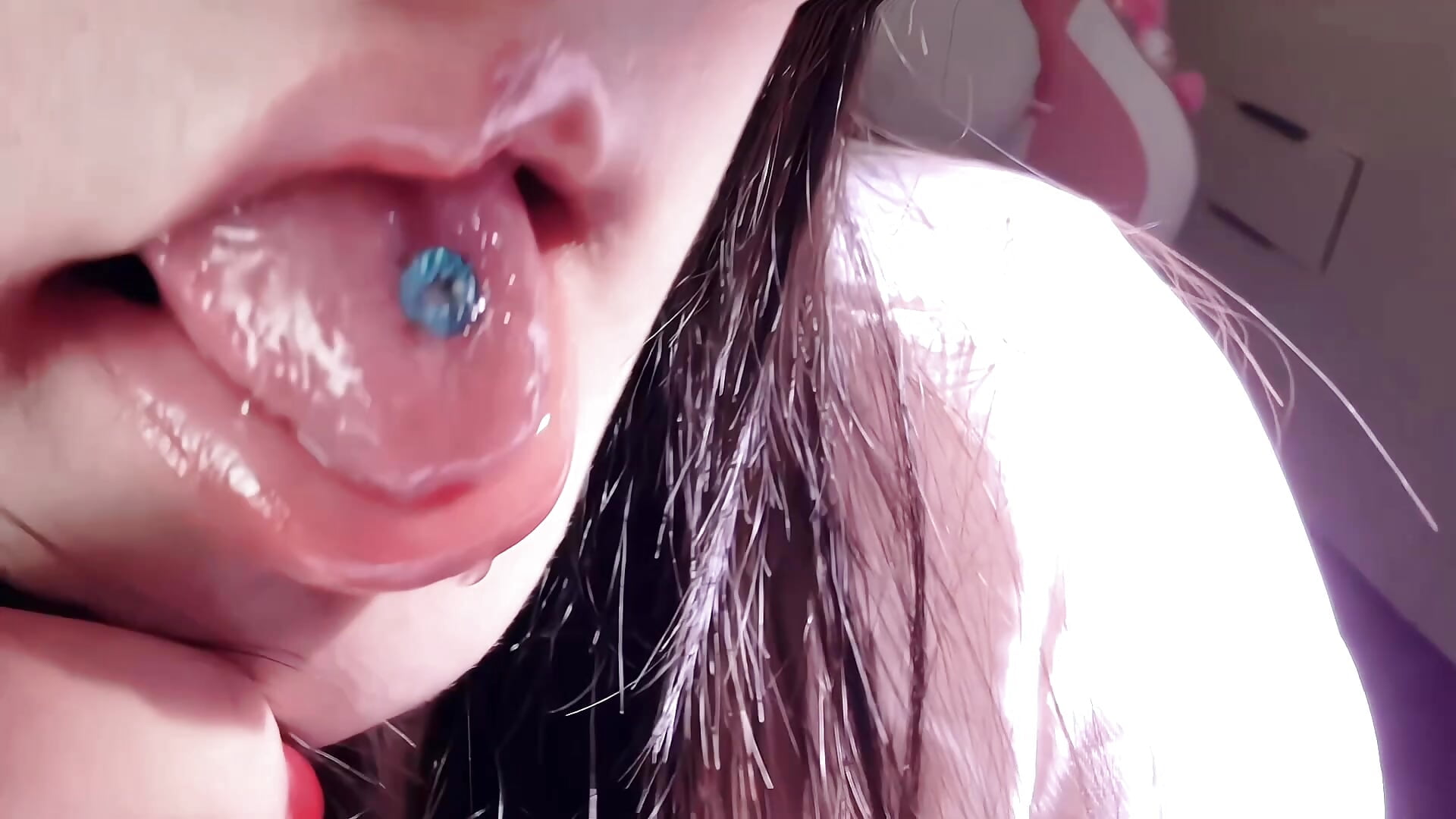 舌钉tongue piercing👅