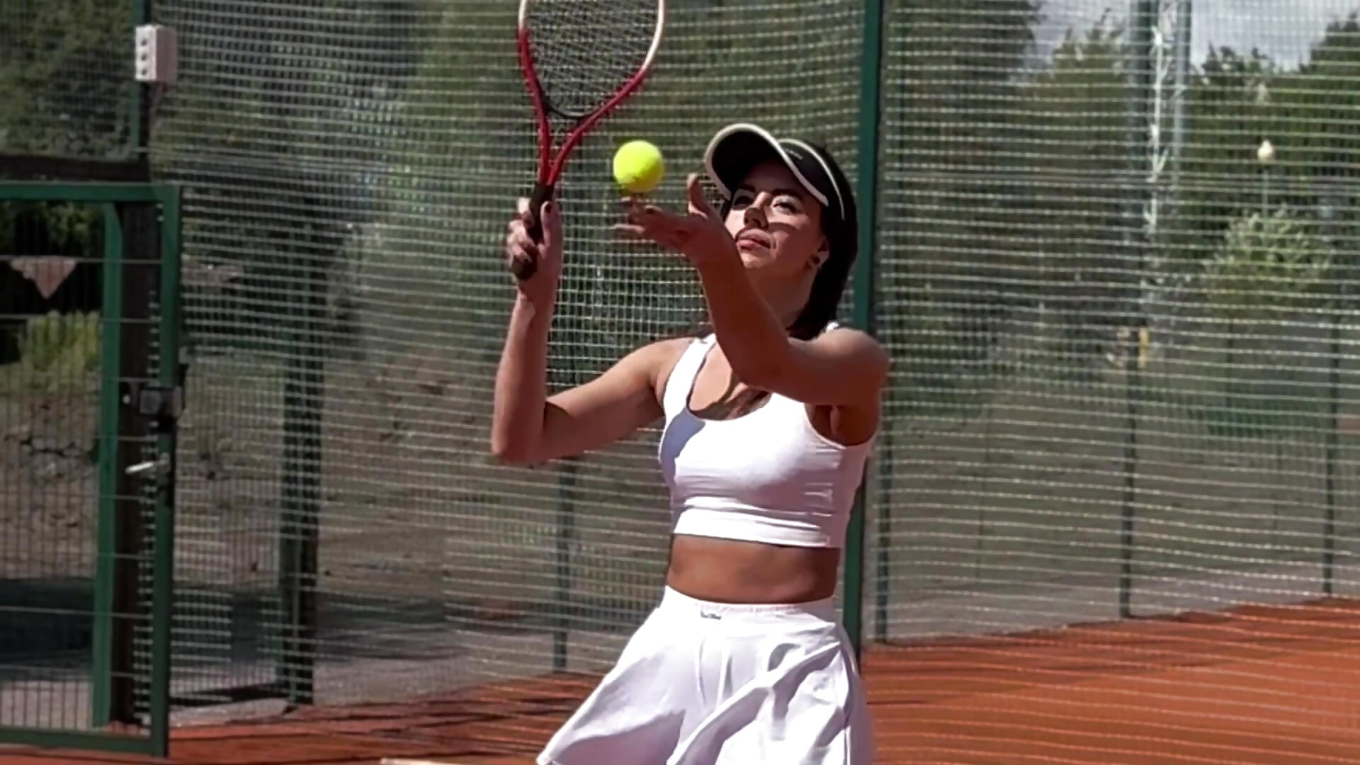 Wanna play tennis with me? - clip cu Silver_Black model videochat