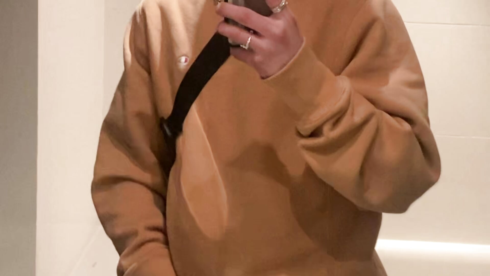 A7E6D1C1-4E71-47D9-82C6-3C0B83FED659 - vídeo de la modelo de cam littlemrtwister