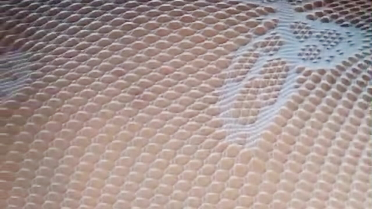 Warm legs - video by sophievv cam model