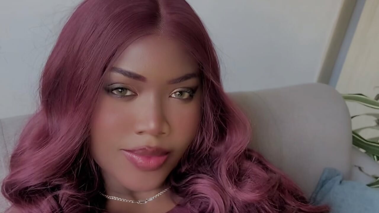 kisss — filmik Ebony_muse, modela(-lki) na kamerkach