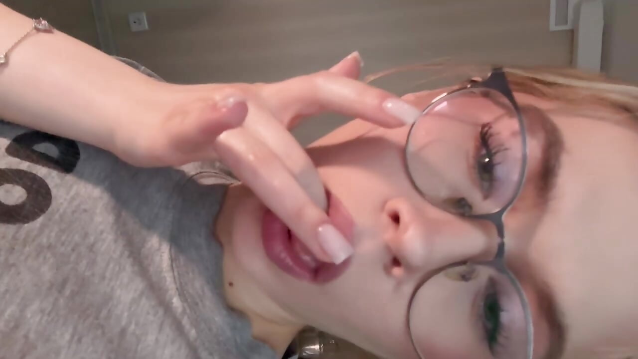 Sucking Finger🥵